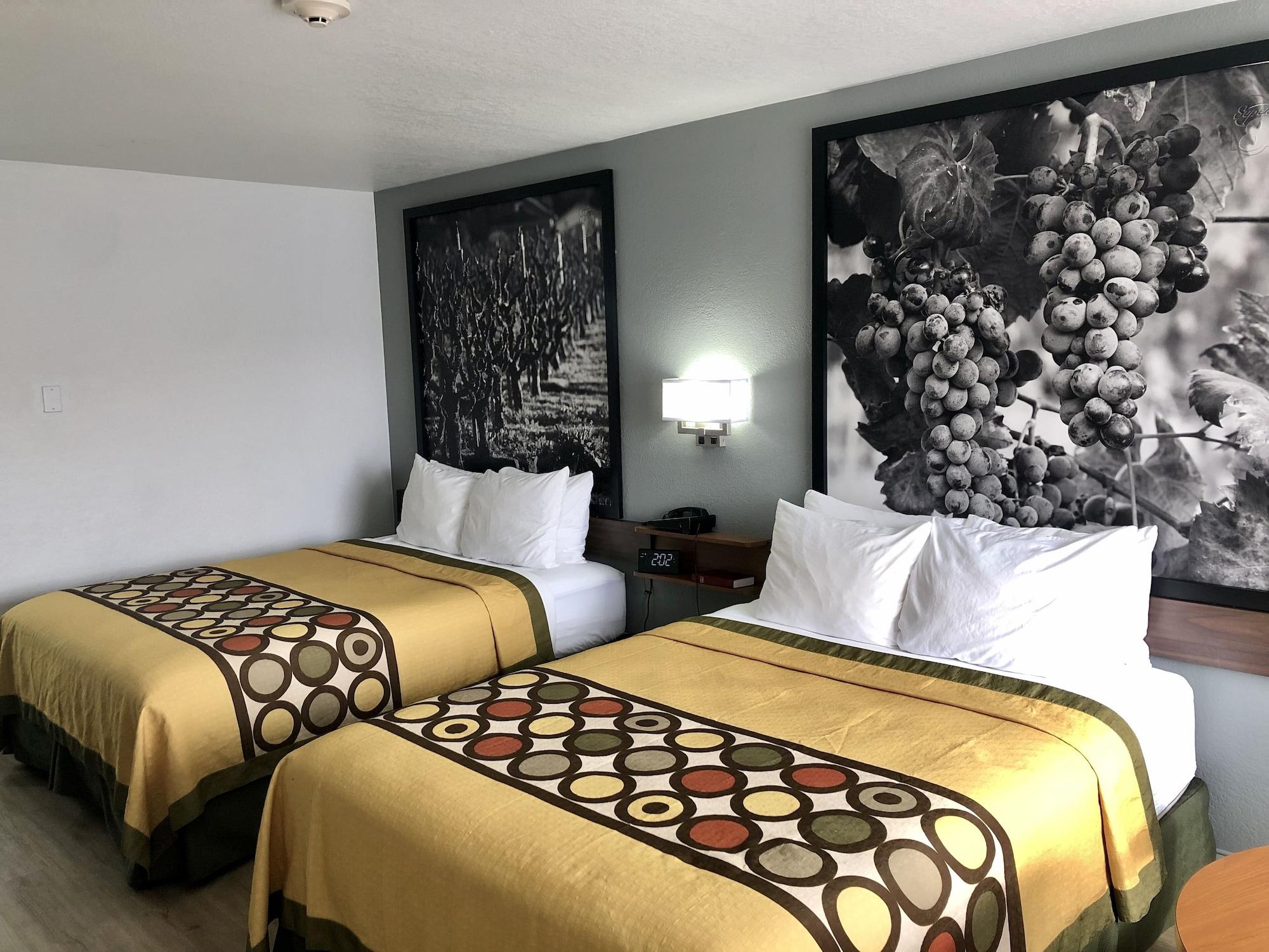 Super 8 By Wyndham Fort Bragg Ngoại thất bức ảnh