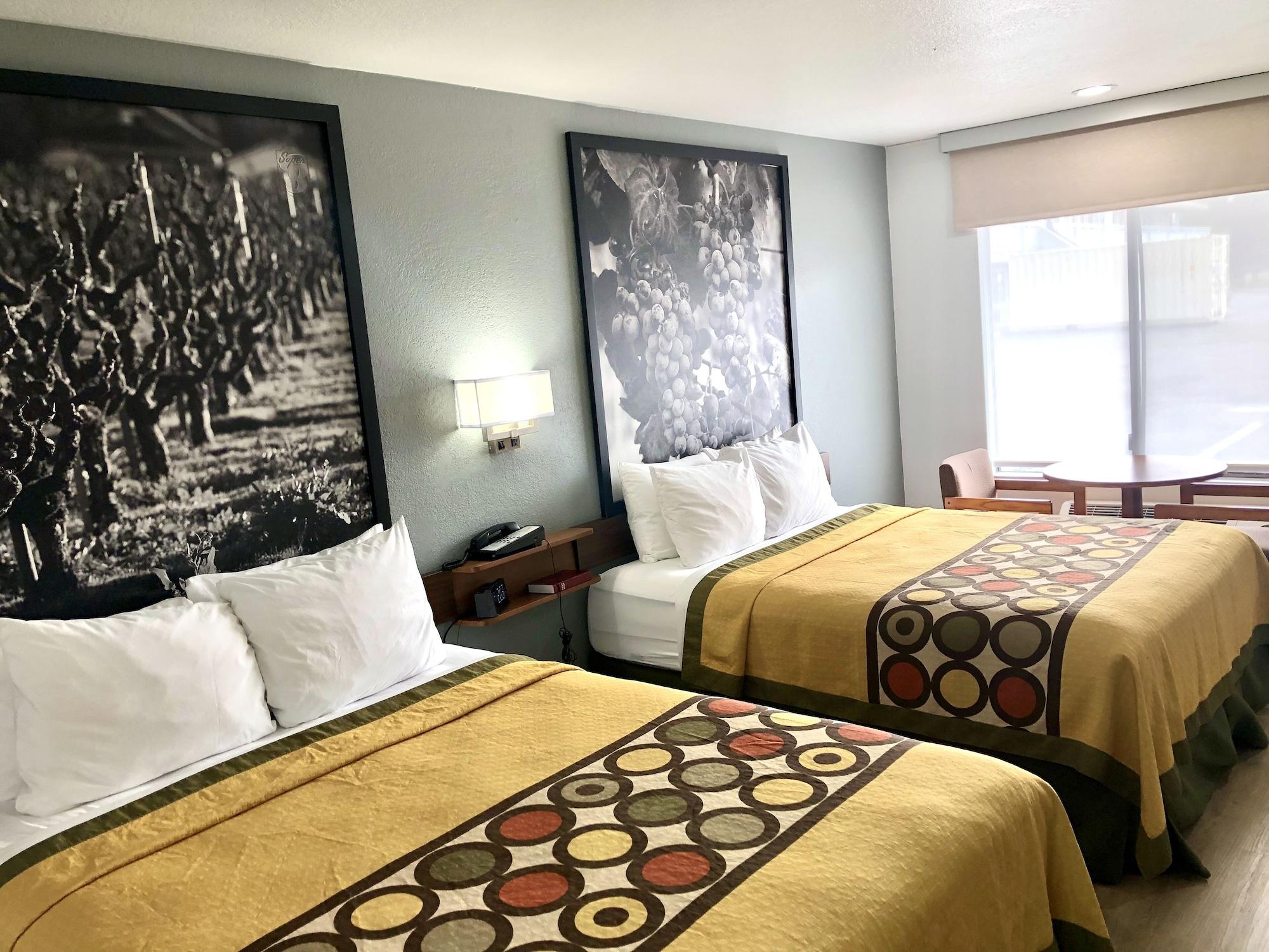 Super 8 By Wyndham Fort Bragg Ngoại thất bức ảnh