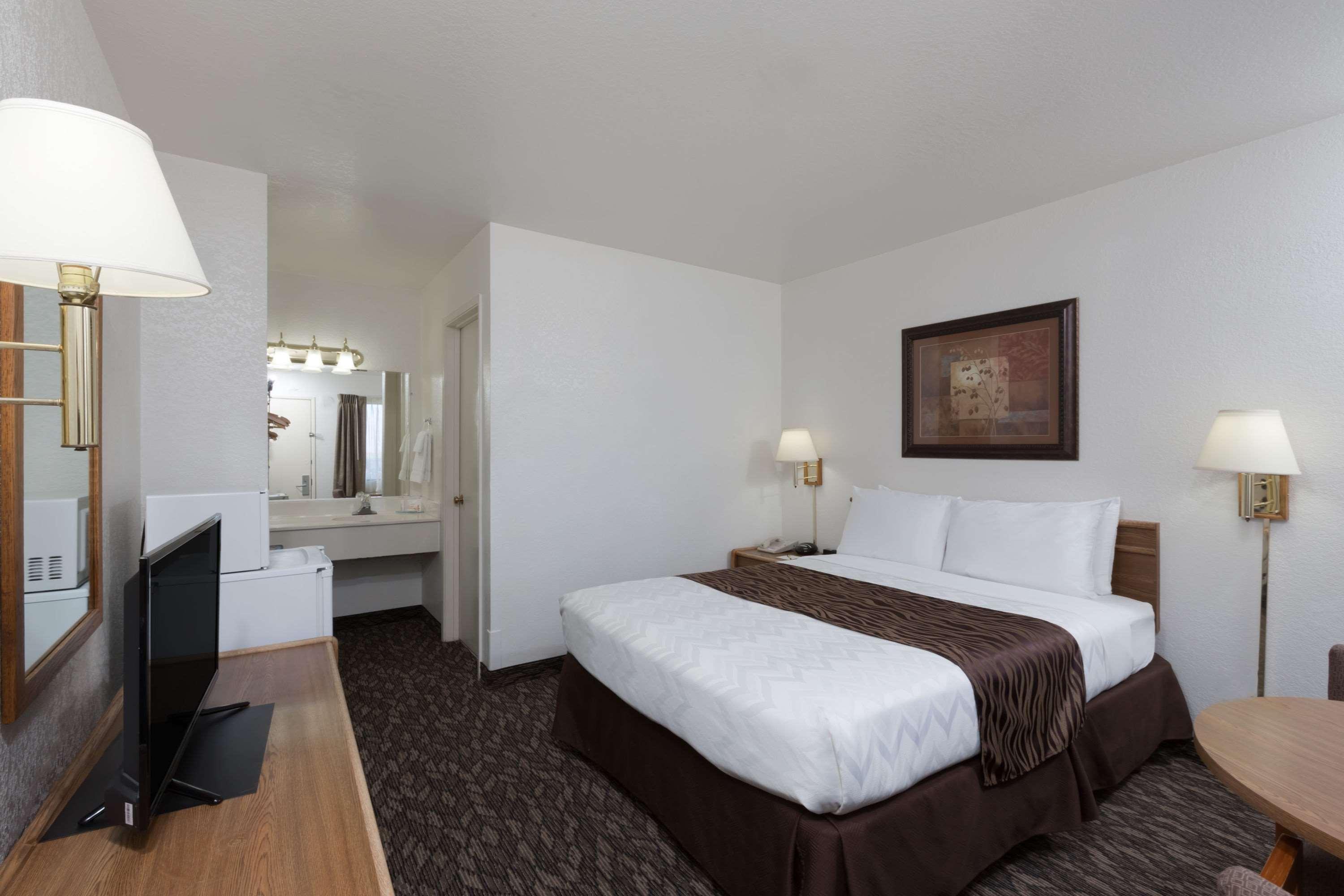 Super 8 By Wyndham Fort Bragg Ngoại thất bức ảnh