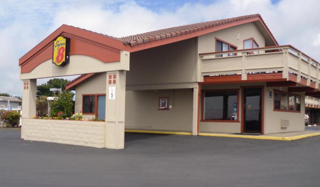 Super 8 By Wyndham Fort Bragg Ngoại thất bức ảnh