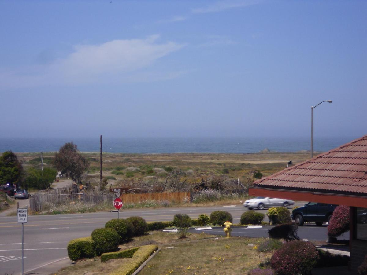 Super 8 By Wyndham Fort Bragg Ngoại thất bức ảnh